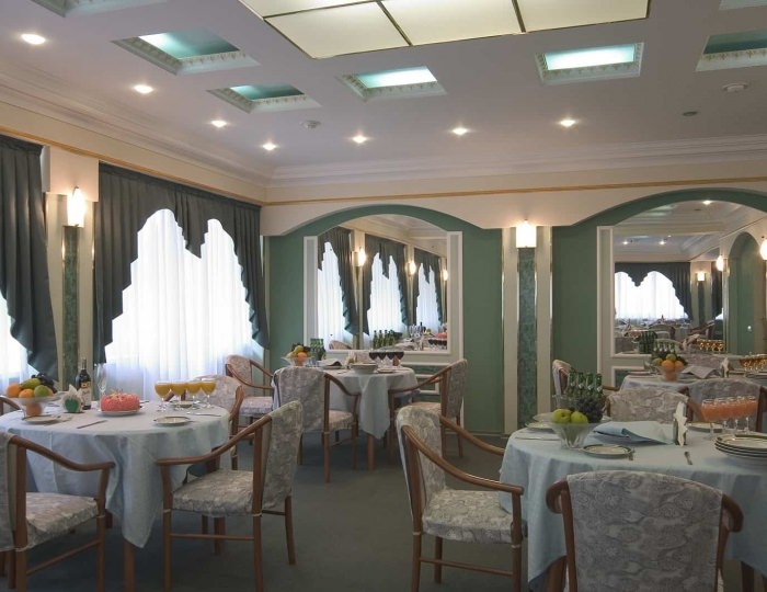 Рестораны и бары